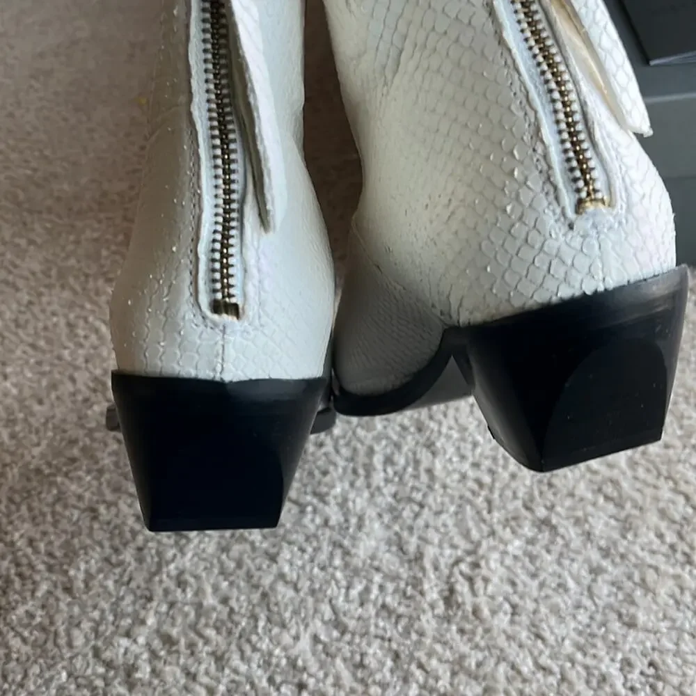 ALL SAINTS Lenora Snake Embossed White Leather Minimalist Neutral Booties - Picture 10 of 12